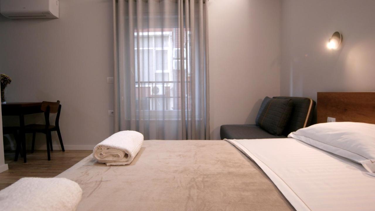 Koni'S Studio Apartments Тирана Экстерьер фото